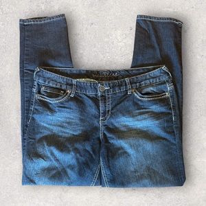 Maurice’s size 15/16 straight leg jean